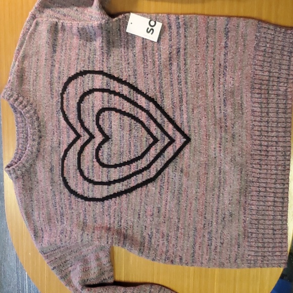 Heart sweater medium - Picture 6 of 6